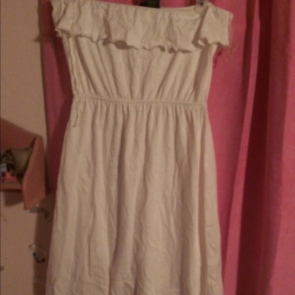 White beachy dress